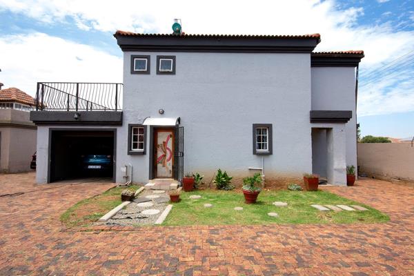 Nestled in the neighborhood of Bergsig, this double storey townhouse offers a blend of comfort and convenience. With its open-plan ...