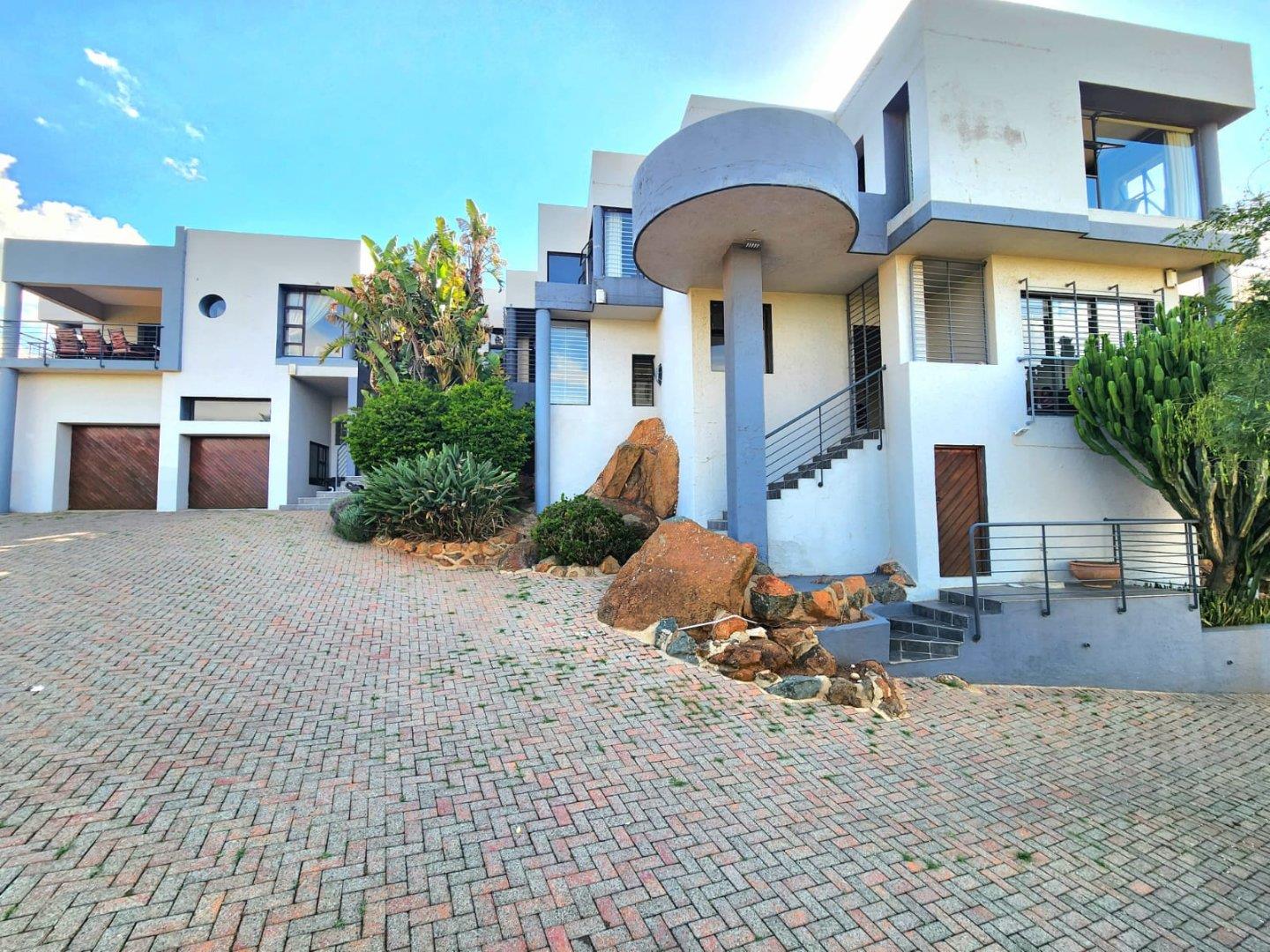 3 Bedroom House for sale in Glenvista 31 Basson Drive P24113990849