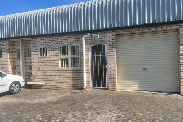 Neat and tidy warehousing unit, perfect for lock-and-go convenience, situated in a secure park with a dedicated security guard. ...