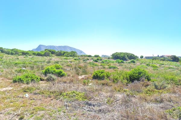 This vacant stand is 684 sqm in size with a beautiful mountain view.
Groenberg is close to Kleinbaai harbor, which is well known for ...