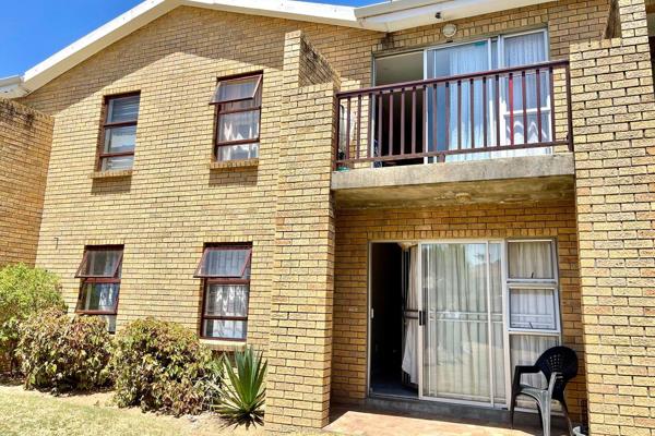 Exclusive Mandate - Investment opportunity in Southern Paarl.

If you don&#39;t want to feel boxed in, then this ground floor apartment ...