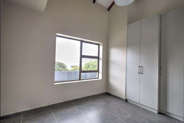 Beautiful flat in Stilbaai, Bay Square is situated above street level in the center of ...