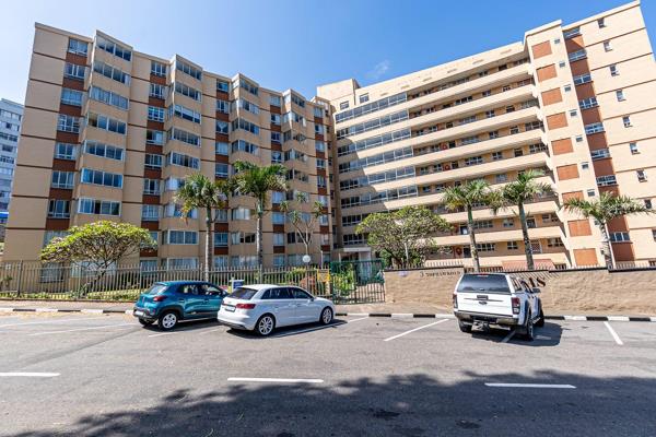 Exclusive to RE/MAX
This stunning two-bedroom Share block apartment is situated in a prime beachfront location, providing breathtaking ...