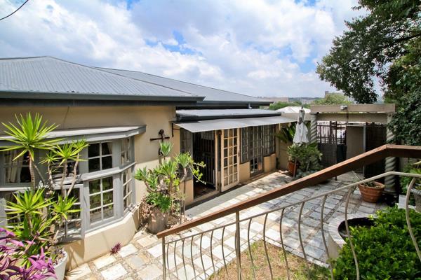 Step in and be welcomed by a serene courtyard complete with a soothing water feature, setting the tone for luxury and fine living ...