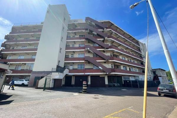 Good investment property for first time buyers in good location. Situated between 2 main ...