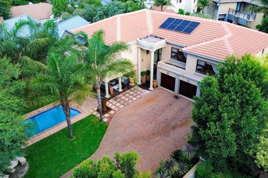 6 Bedroom House for sale in Midstream Estate