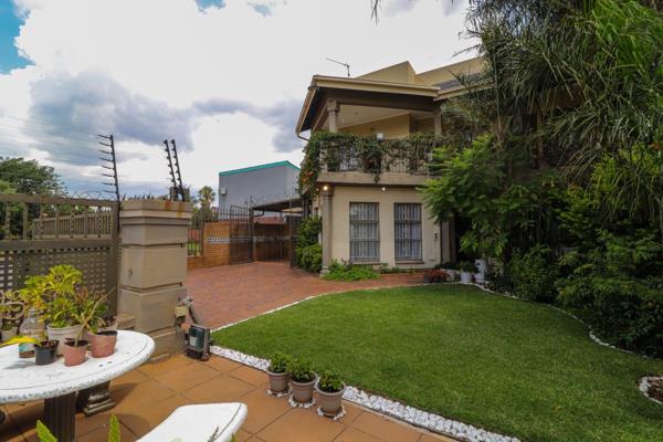 Relax On The Balcony &amp; Enjoy The Panoramic Views &amp; Immaculate Garden.

Huge Lounge , Dining Room &amp; Kitchen Downstairs ...