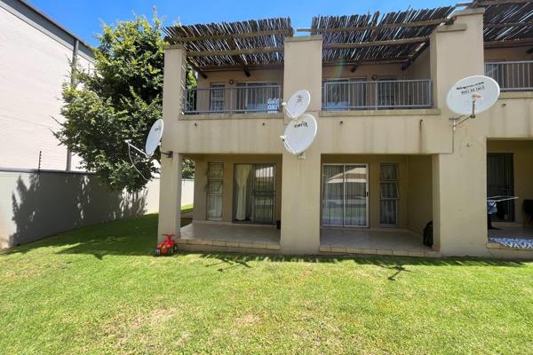 Set in a tranquil and highly sought after security estate, this bachelor pad is ...