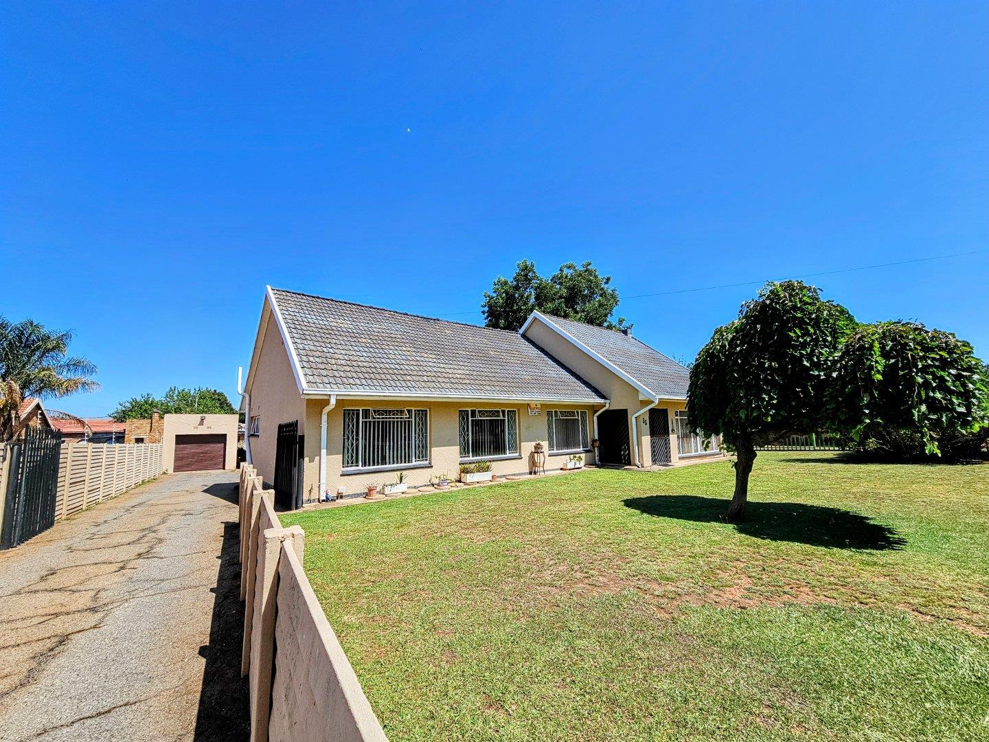 4 Bedroom House for sale in Greenhills 55 Darter Road P24114005596