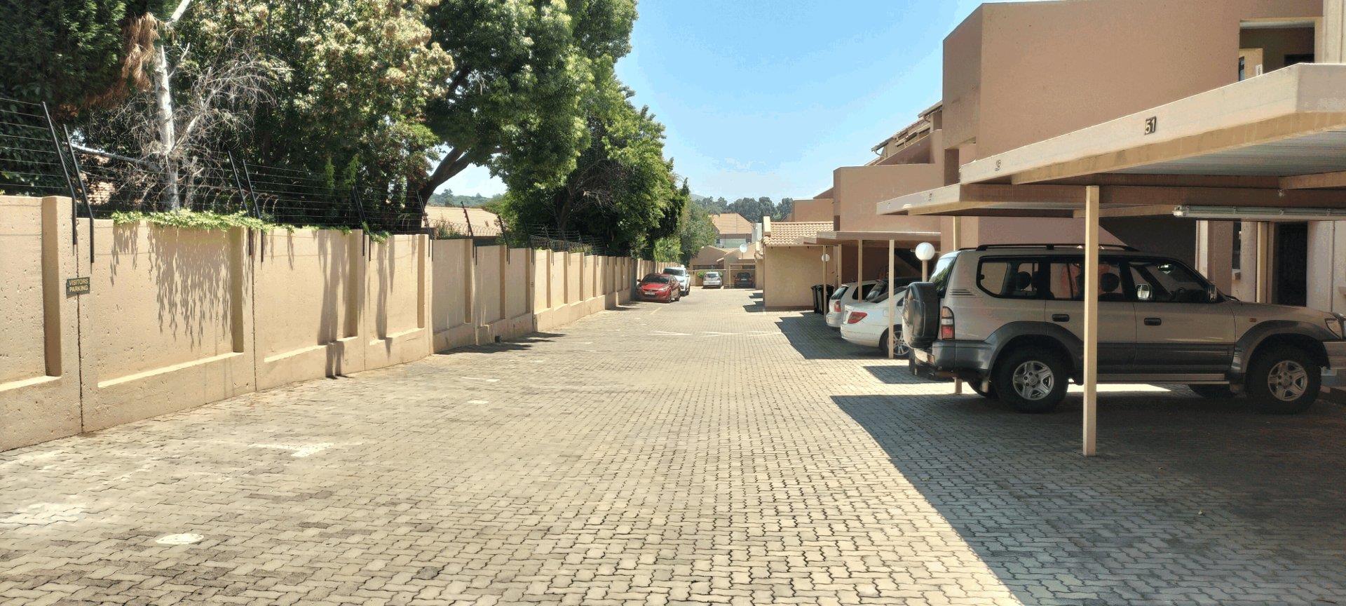 2 Bedroom Apartment / flat to rent in Bedford Gardens 7 Bradford Road