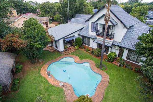 Offers from R2, 299 000. Step into a world of charm and comfort at this English Country residence, where every detail is designed to ...