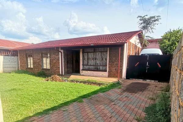 Pimville Zone 7 Property : Property and houses for sale in Pimville ...