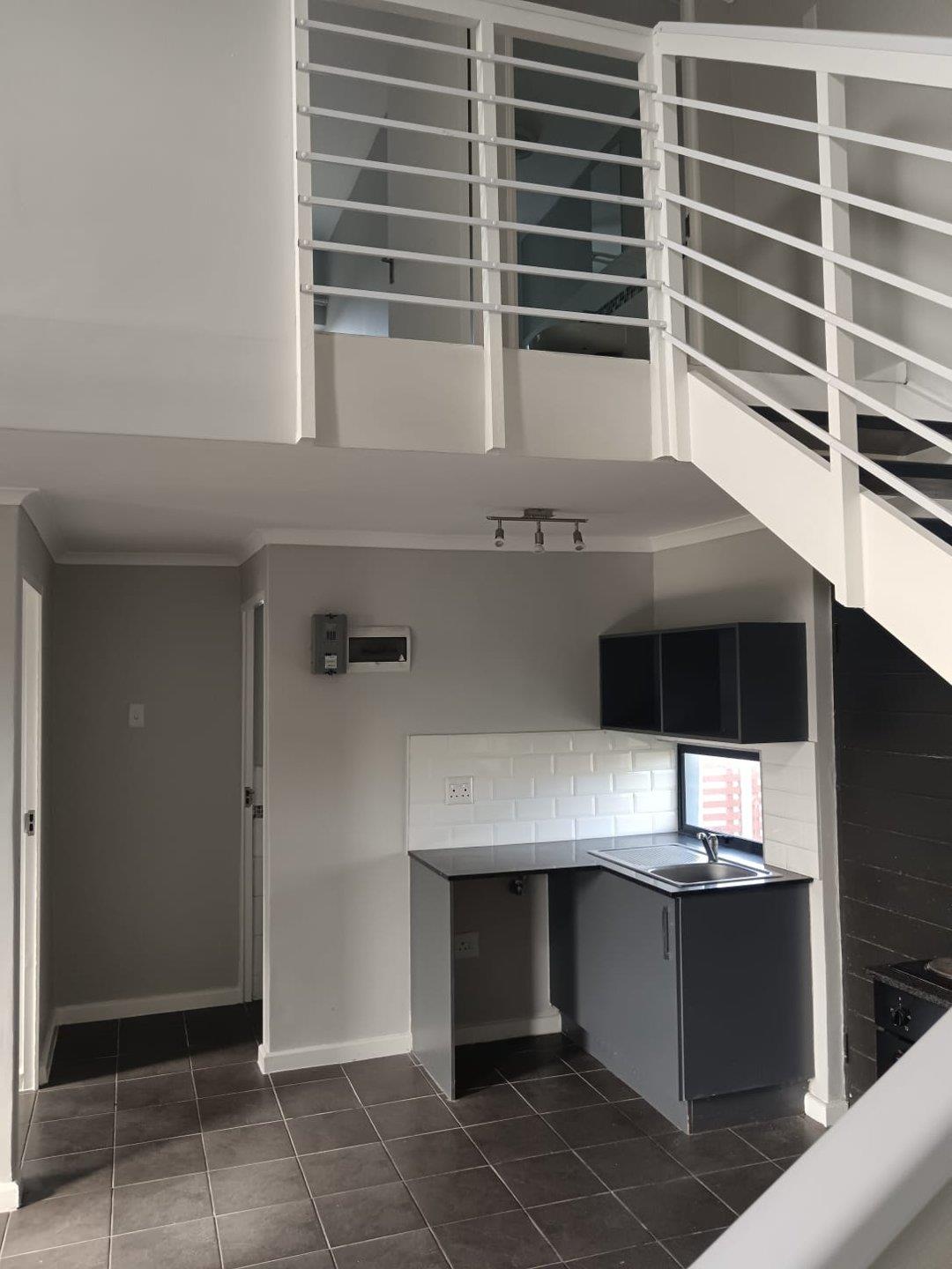 3 Bedroom House for sale in Bridgemeade 98 Gabriella Crescent P24