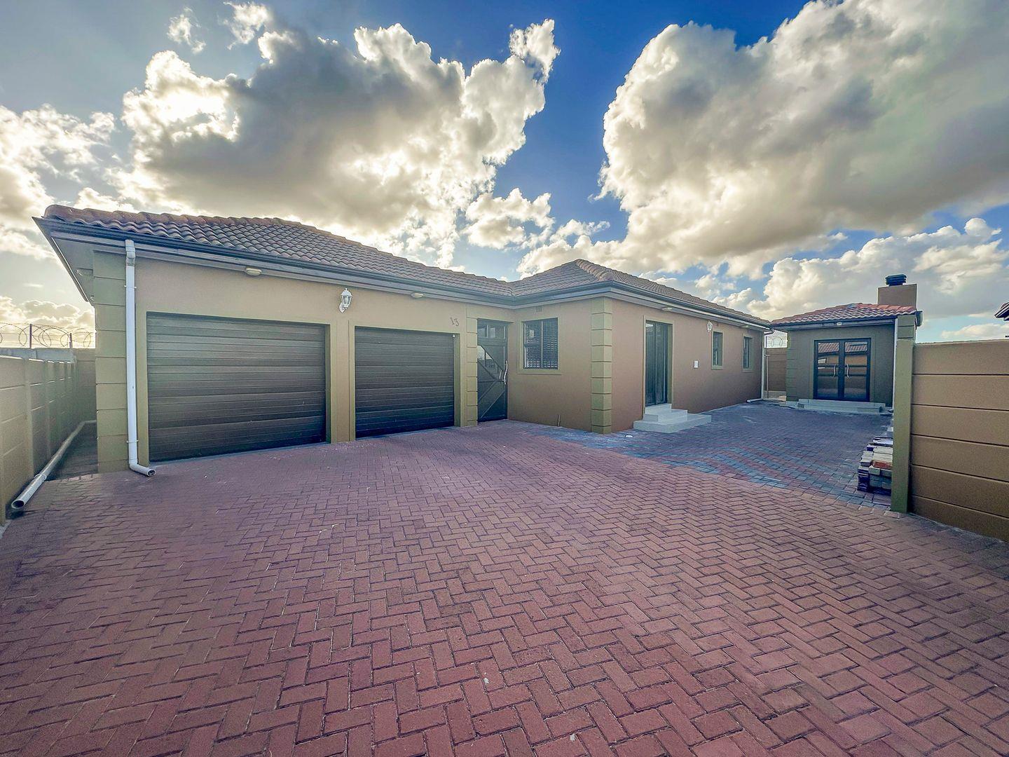 Hillcrest Heights Property Property and houses for sale in Hillcrest