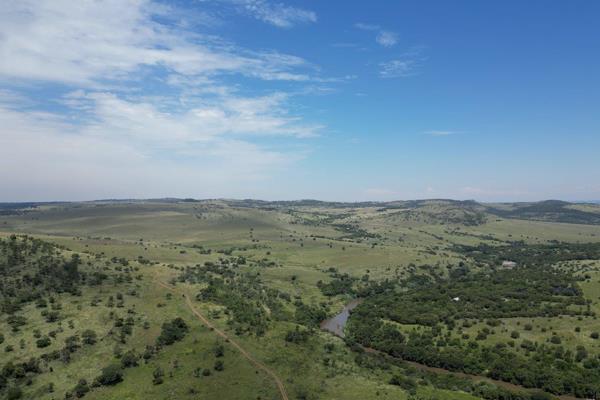 These two farm portions stand alongside each other, forming an amazing 220ha property ...