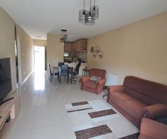 Apartment / Flat for sale in Mount Edgecombe Ext 3