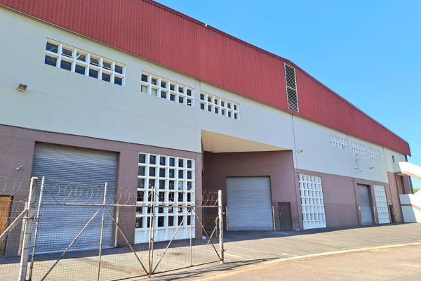 Centrally located warehouse / Factory to Let in secure complex. 
This unit comprises of ...