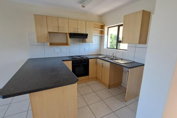 Take over lease! Available 1 December 2024.
Neat 2 bedroom unit situated on the 1st ...