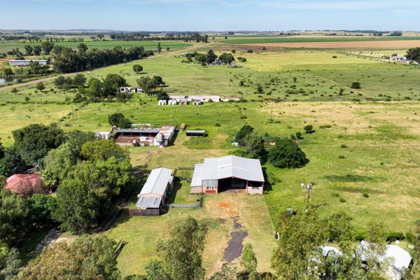 Nestled conveniently near town in a tranquil and secure locale, this impressive 8.5-hectare smallholding offers a wealth of ...