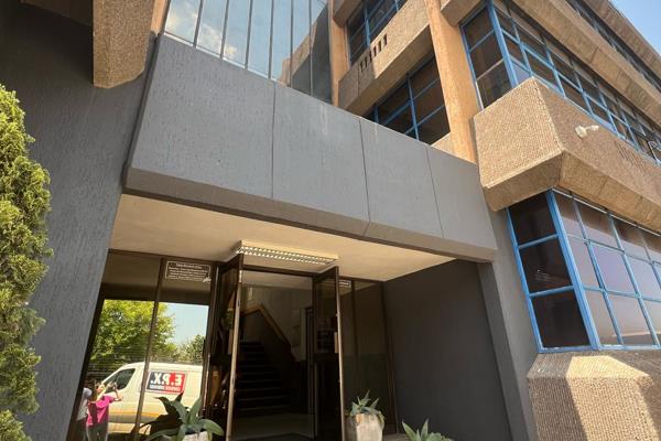 AAA Grade prime positioned office space available in Edenvale with great signage ...