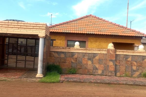 Welcome to your dream home, this stunning property boasts 3 spacious bedrooms1 bathroom, outside toilet modern kitchen, cozy lounge ...