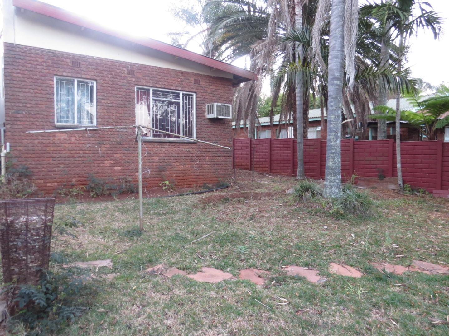 3 Bedroom House to rent in Louis Trichardt 75 Kameel Street P24