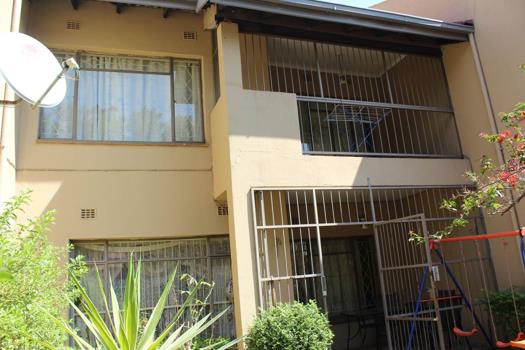 3 Bedroom Townhouse for sale in Bo-dorp