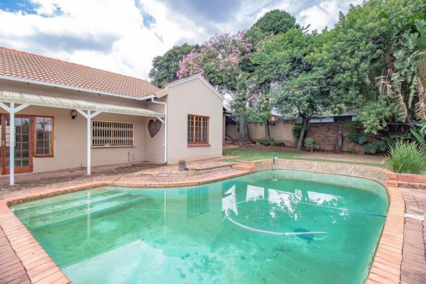 3 Bedroom Home for Sale - Monument Park

Take the opportunity to buy this ideal lock-up and go family home in Monument Park. Location ...