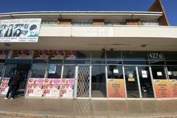 Open business shop to rent in busy business road Van Der Hoff Road located in Pretoria Gardens

available immediately

Open room ...