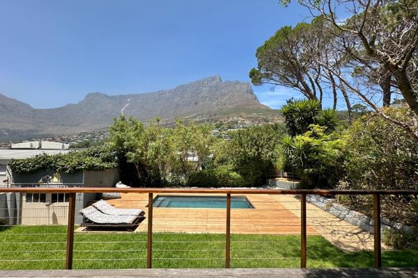 Convenient and central living on Kloof Nek Road with exceptional views of the majestic Table Mountain. This compact and strikingly ...