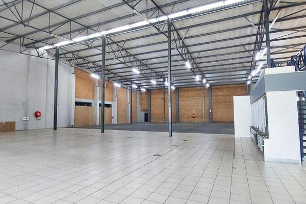 Wholesale/ retail warehouse to let in Nelspruit

R 112 500.00 p/m
Pricing excludes VAT, water, electricity and operational costs

Size ...