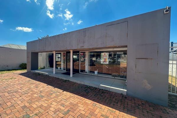 Welcome to an exceptional opportunity to lease a prestigious commercial space situated on the bustling strip of Gleneagles Road in ...