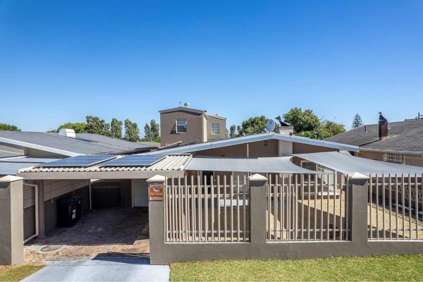 !!Bring out the money honey!!
An incredible opportunity awaits both home buyers and savvy investors in the vibrant community of Bo Oakdale, Bellville.
For the home buyer, this property is more than just bricks and mortar ...