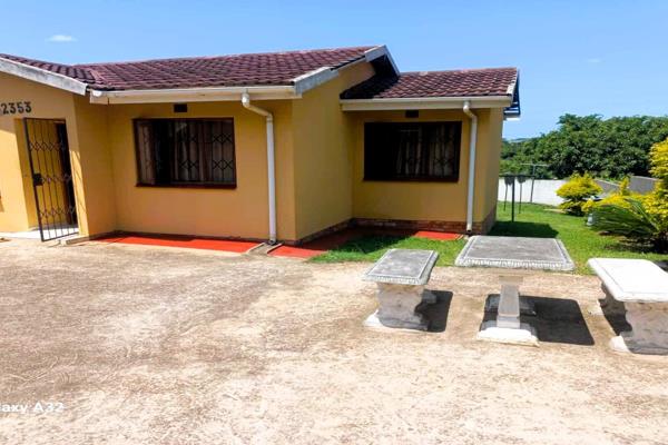 This neat, beautiful house is in the best area of Ngwelezane. It has beautiful paved entertainment area. It has a huge beautiful yard. ...