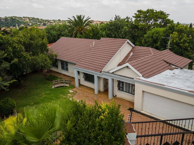4 Bedroom House for Sale in Mulbarton