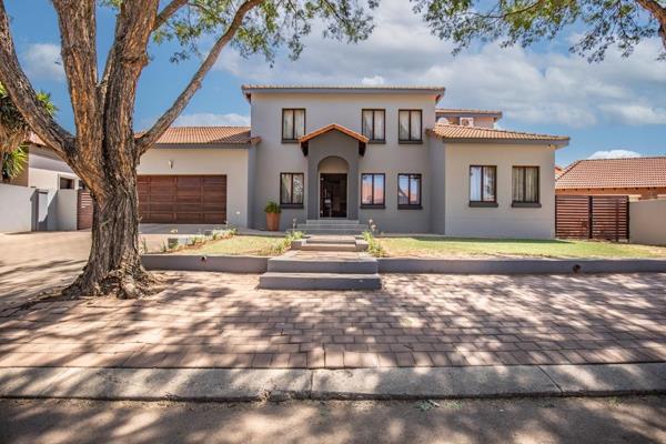 Welcome to this absolutely gorgeous property nestled in the heart of Six Fountains. ...