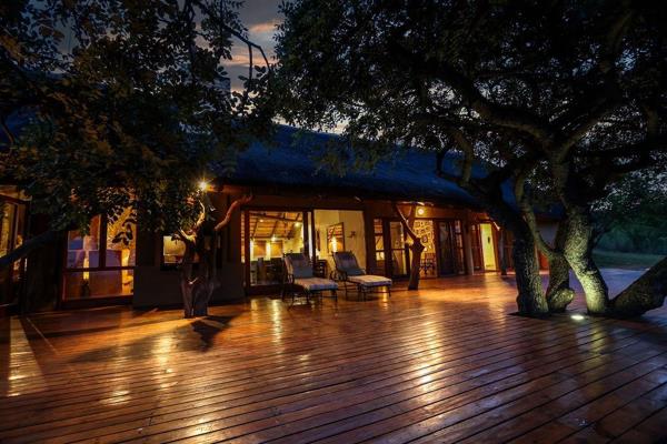 Explore ownership of this bushveld gem in the magnificent Mokaikai Private Reserve in ...