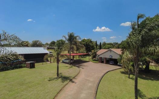 Farm for sale in Benoni AH