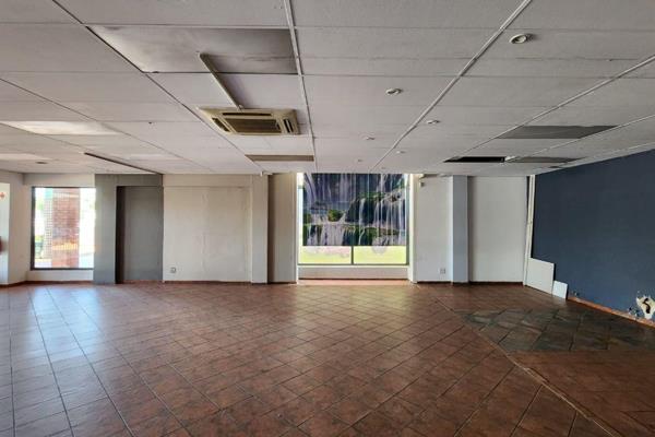 Southlake shopping centre | 140 square meter retail space to let | south street | ...