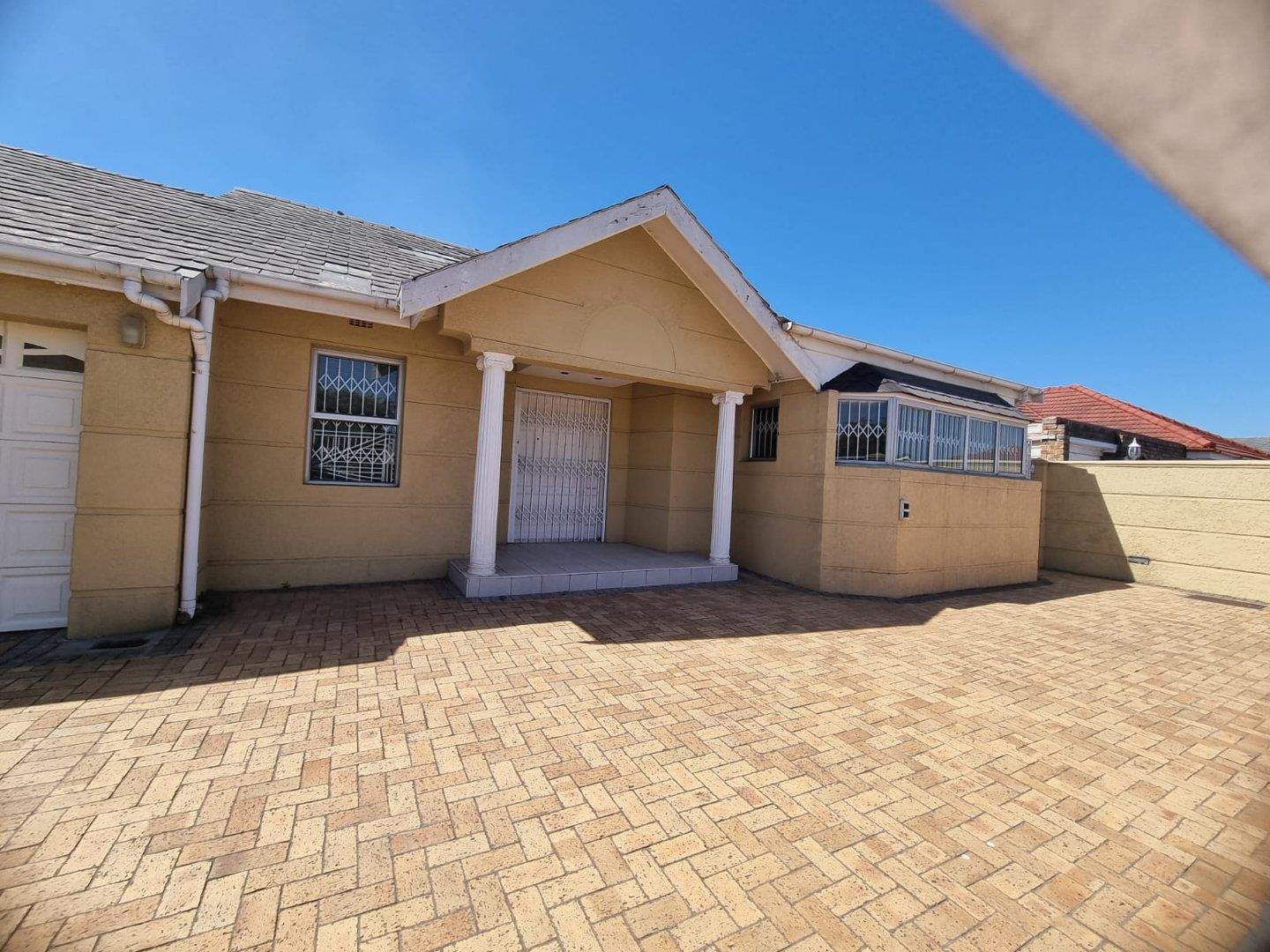 Property and houses for sale in Parow : Parow Property : Property24.com ...