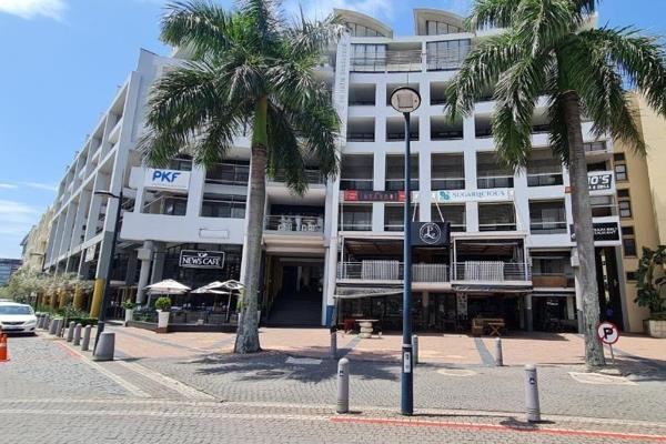 Apartmentbox proudly presents this immaculate furnished 4.5 bedroom penthouse, located in the heart of Gateway and Palm Boulevard. ...