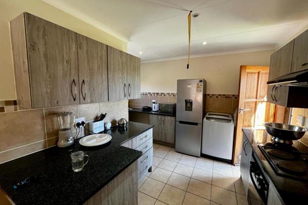 Residential security estate in Montana.

The unit consists of:
*  3 bedrooms

* 2 Bathrooms,  main en-suite, half &amp; guest toilet

* ...