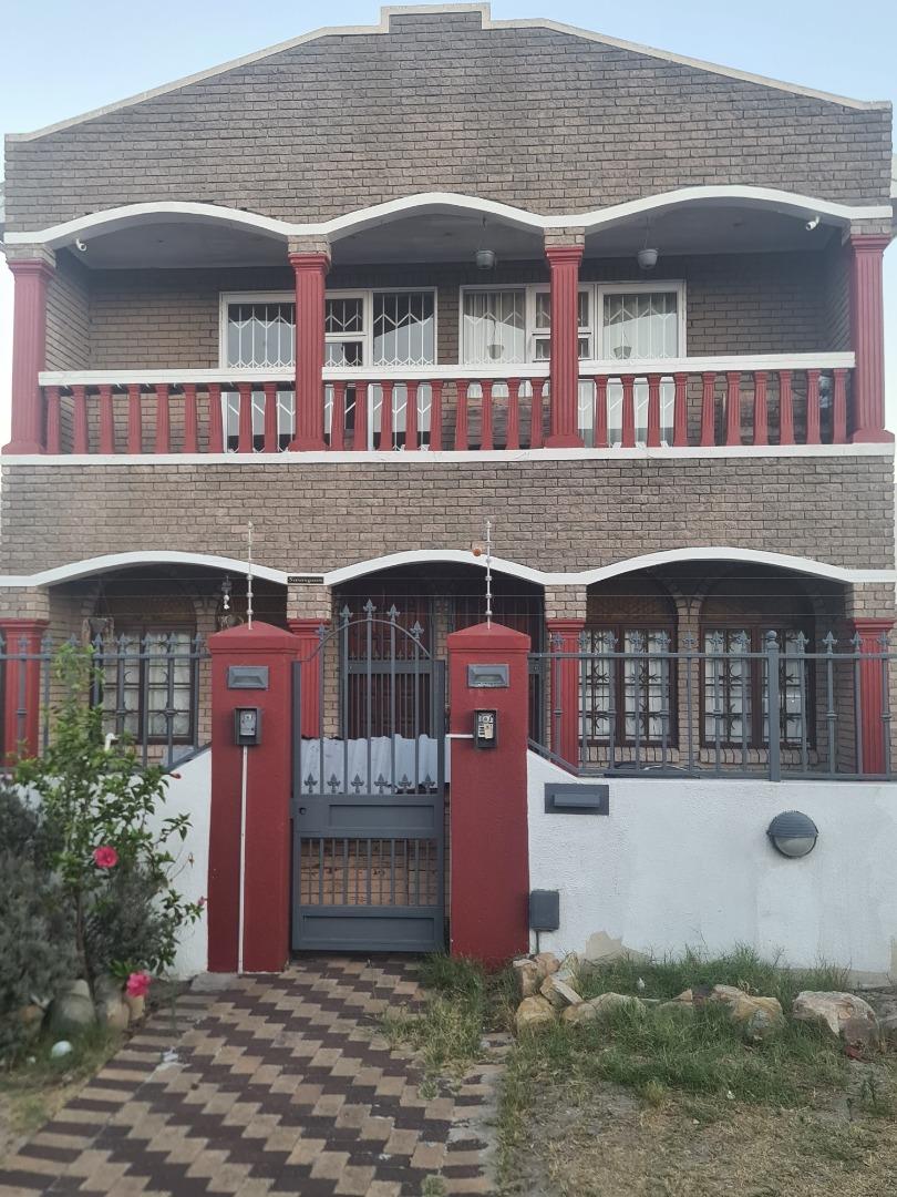 6 Bedroom House for sale in Rylands 53a Mavis Road P24114042756