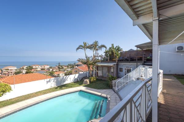 This fabulous home has stunning sea views and is located in a sought-after street address on the Bluff.

The living space is ...