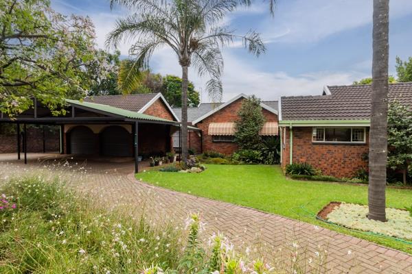 A loved family home with solar and an eco tank for garden use as well as a seperate building easily convertable into a separate flat in ...