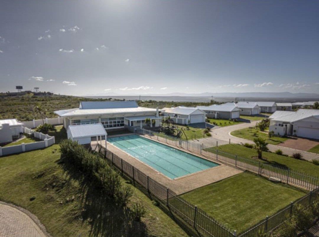 Lifestyle Estate, Jeffreys Bay Property Property and houses for sale