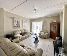 Townhouse for sale in Douglasdale