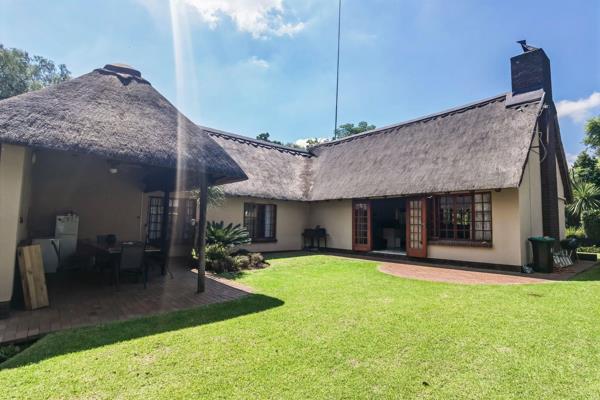 EXCLUSIVE SOLE MANDATE

Nestled within the serene enclave of Club Nautique in Hartbeespoort, this charming single-Storey sectional title property offers a harmonious blend of comfort and style. Boasting approximately 230m2 of well-appointed living space, this home presents a ...