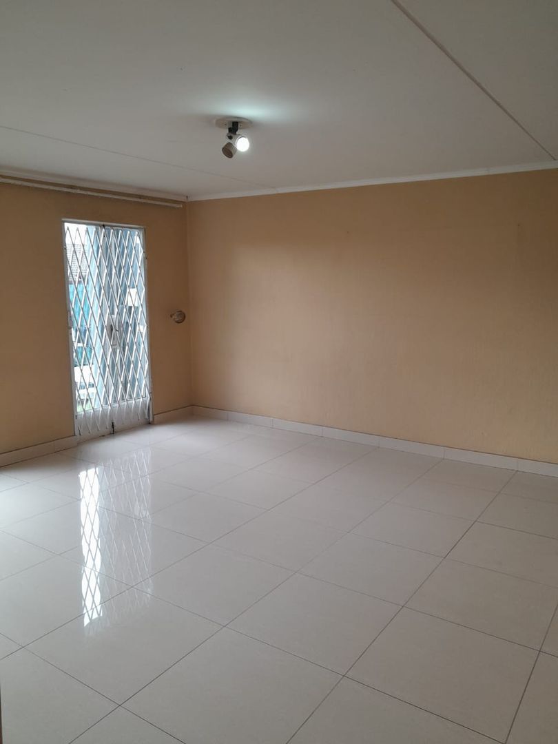 Bramley View Property Apartments / flats to rent in Bramley View