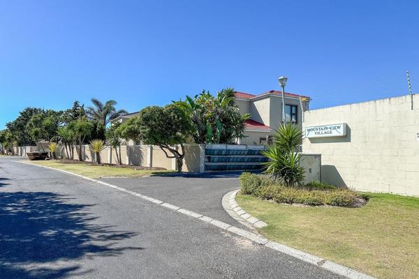 2 Bedroom apartment in Mountain View Village!!

Welcome to the secure Mountain View Village complex in Blouberg Sands, Cape Town, where ...